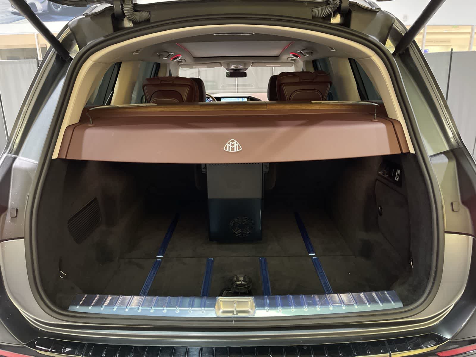 Thumbnail: 2023 Mercedes-Benz GLS - 31