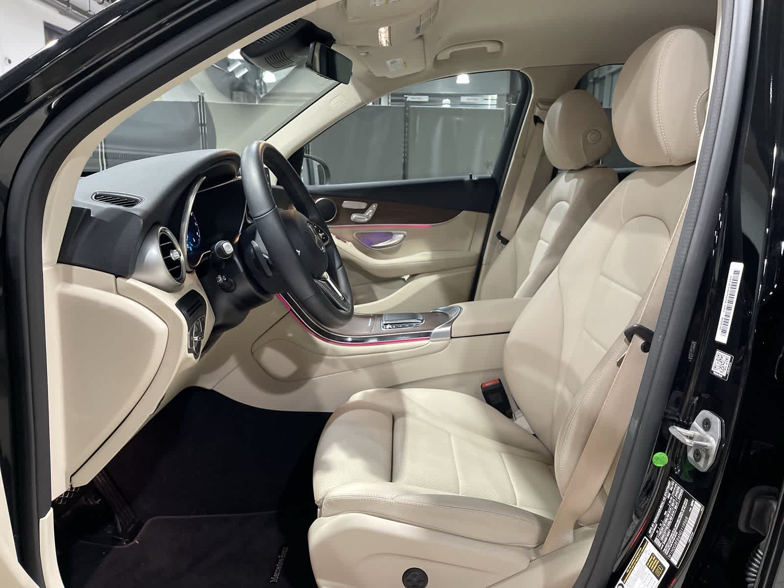 Thumbnail: 2022 Mercedes-Benz GLC - 14