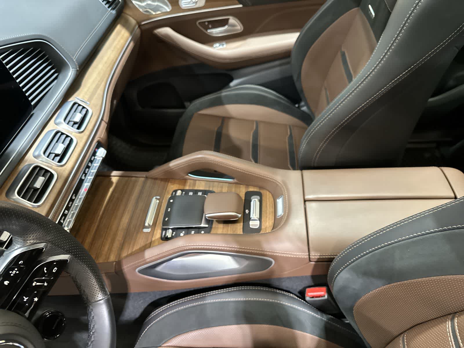 Thumbnail: 2024 Mercedes-Benz GLE - 28