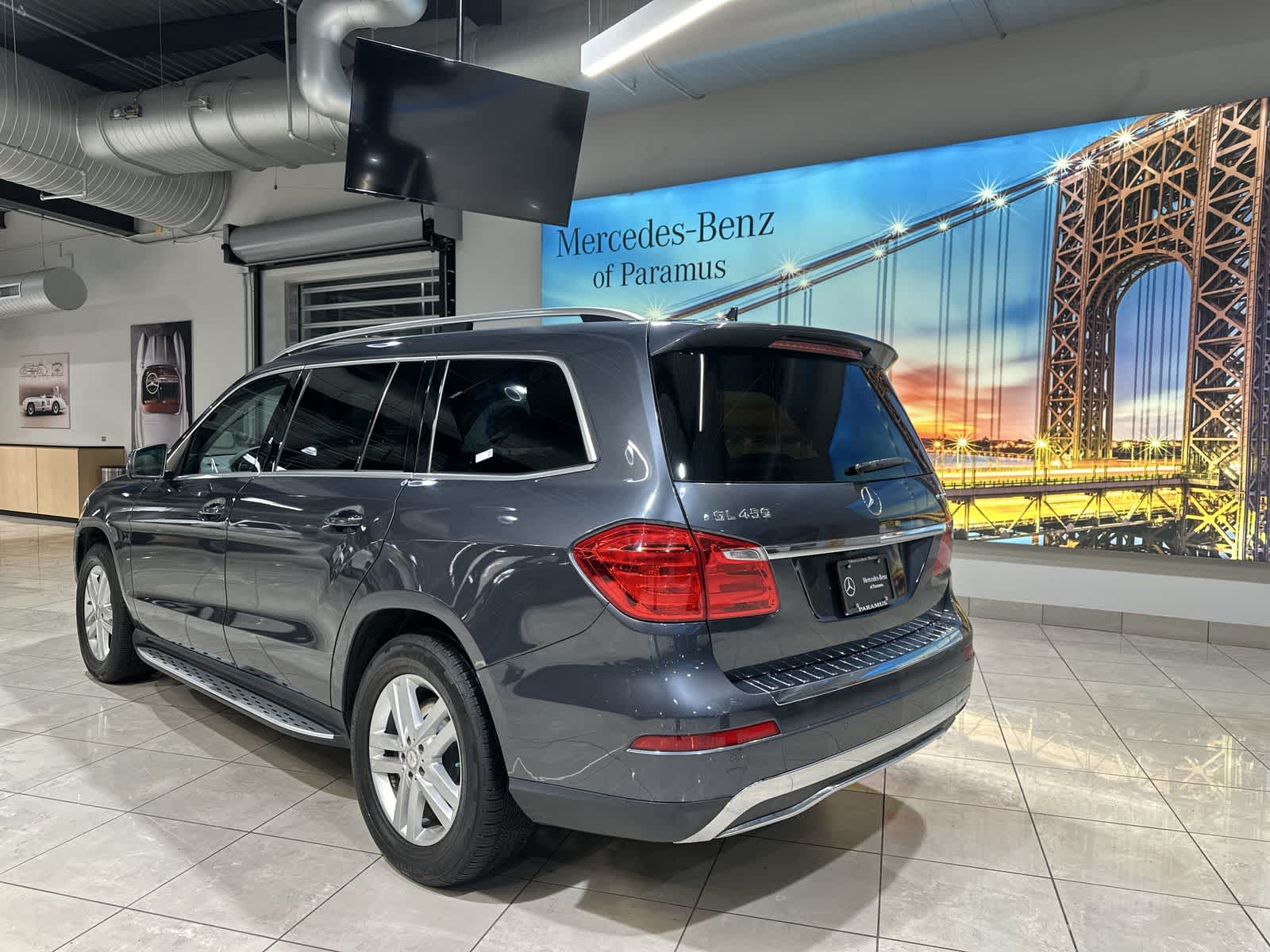 Thumbnail: 2016 Mercedes-Benz GL-Class - 16