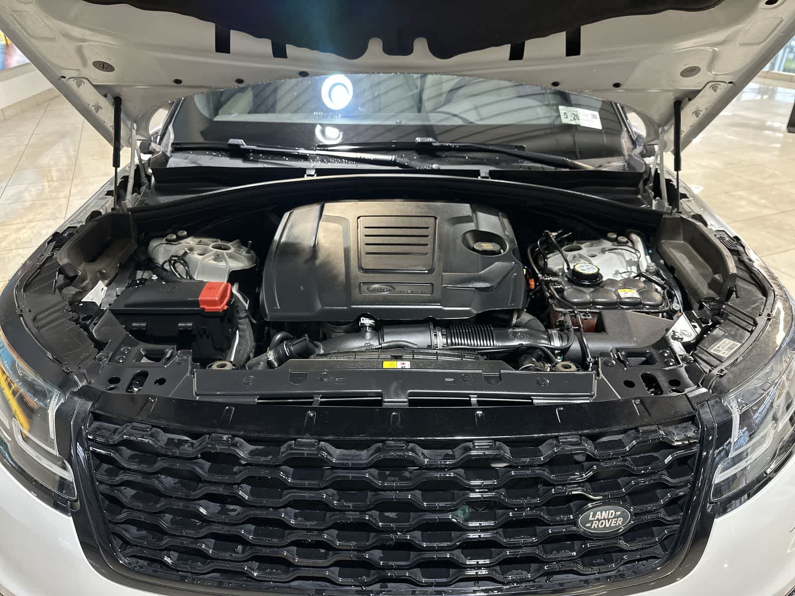 Thumbnail: 2021 Land Rover Range Rover Velar - 21