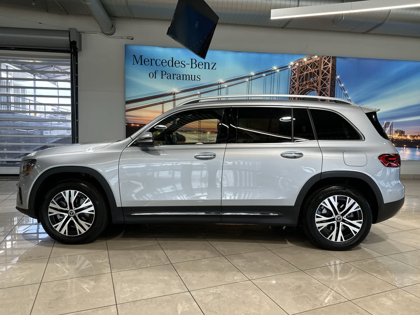 Thumbnail: 2026 Mercedes-Benz GLB - 15