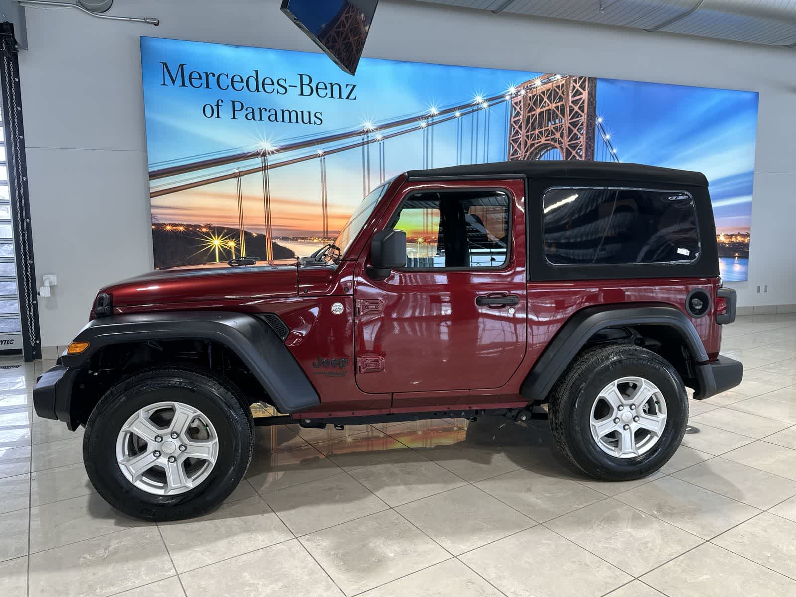 Thumbnail: 2021 Jeep Wrangler - 15