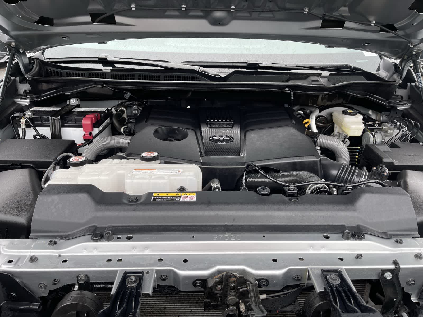 2024 Toyota Tundra SR 21