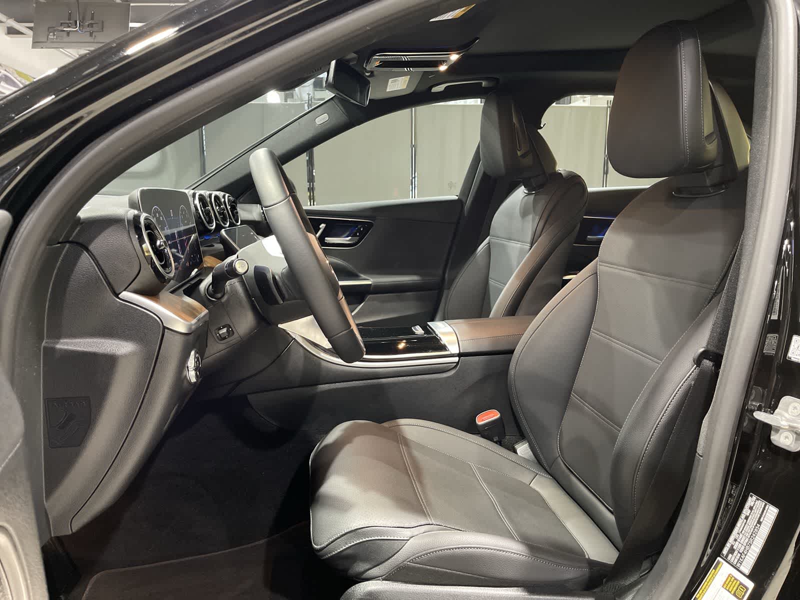 Thumbnail: 2025 Mercedes-Benz C-Class - 23