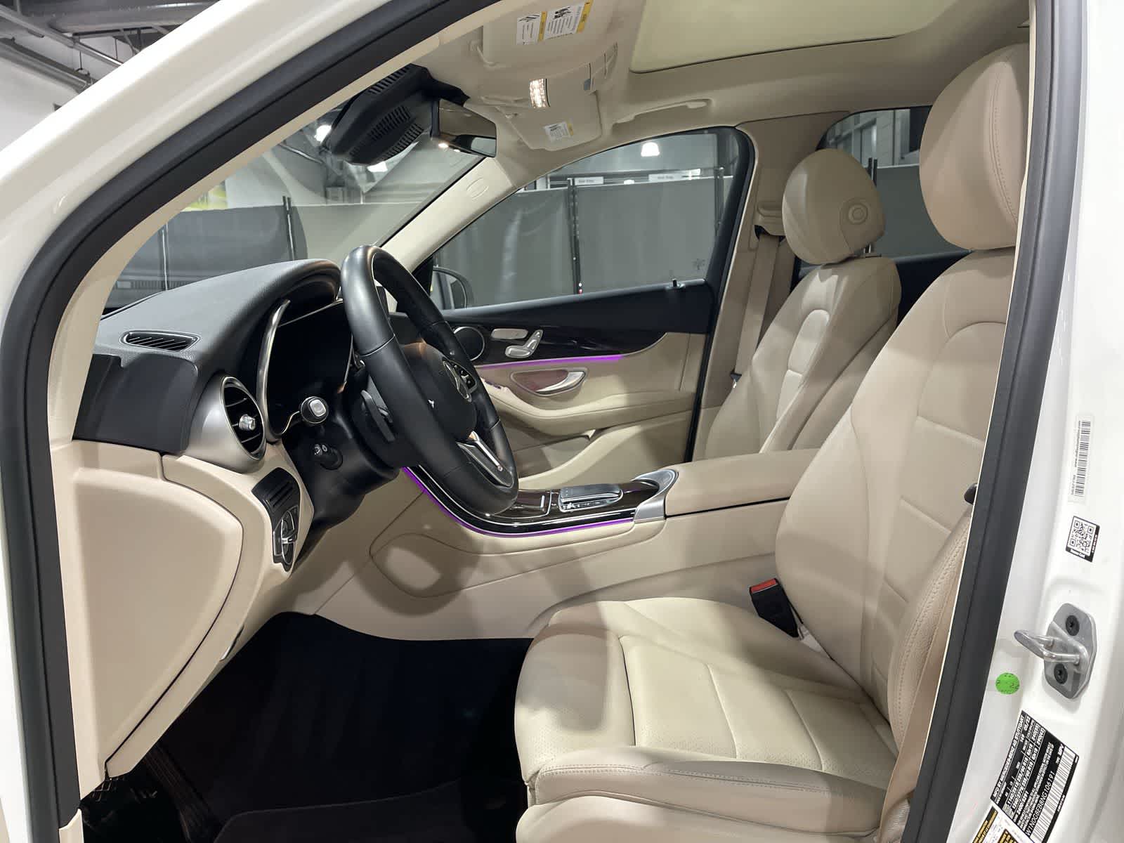 Thumbnail: 2022 Mercedes-Benz GLC - 14