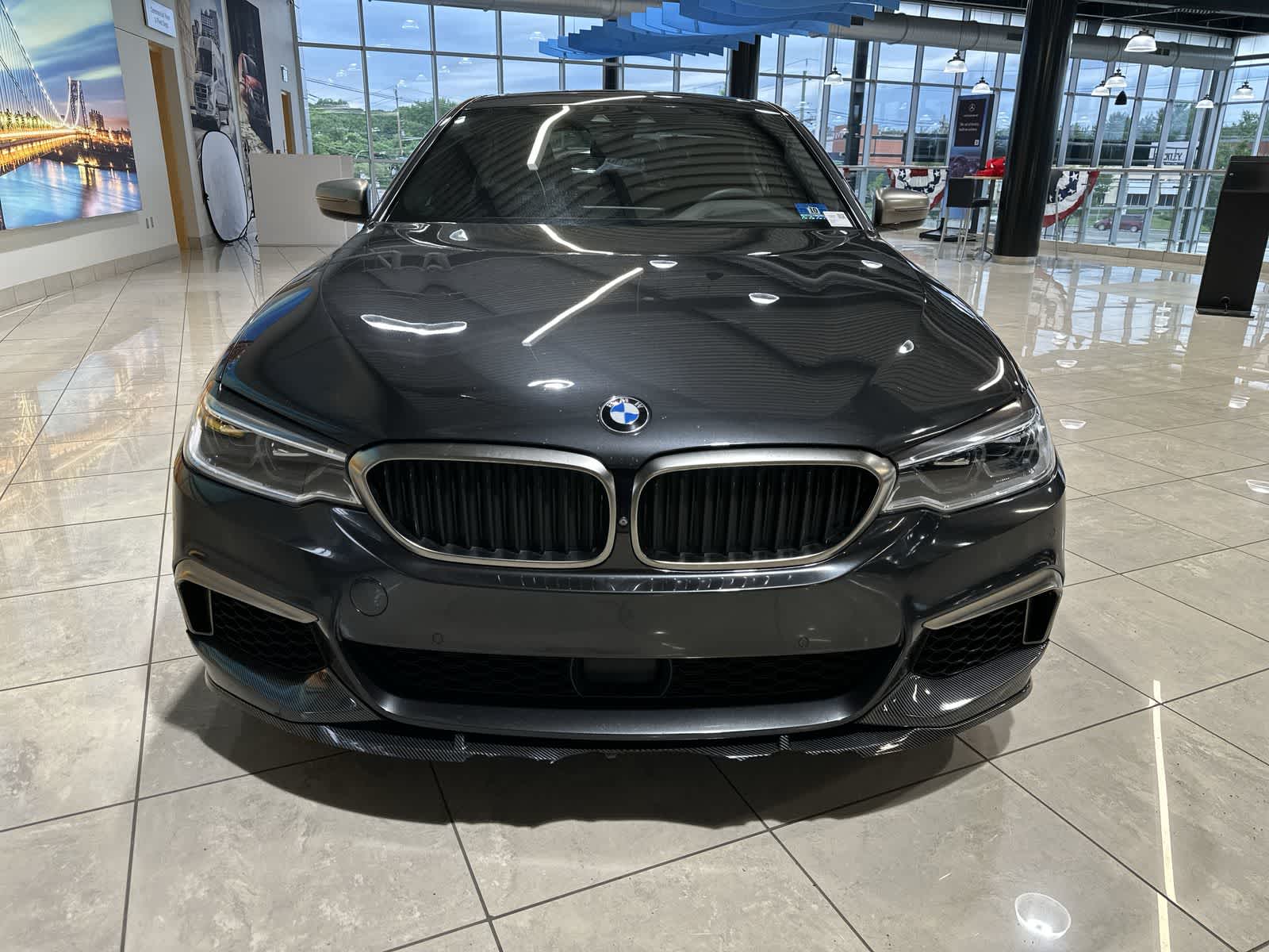 Thumbnail: 2018 BMW 5 Series - 17