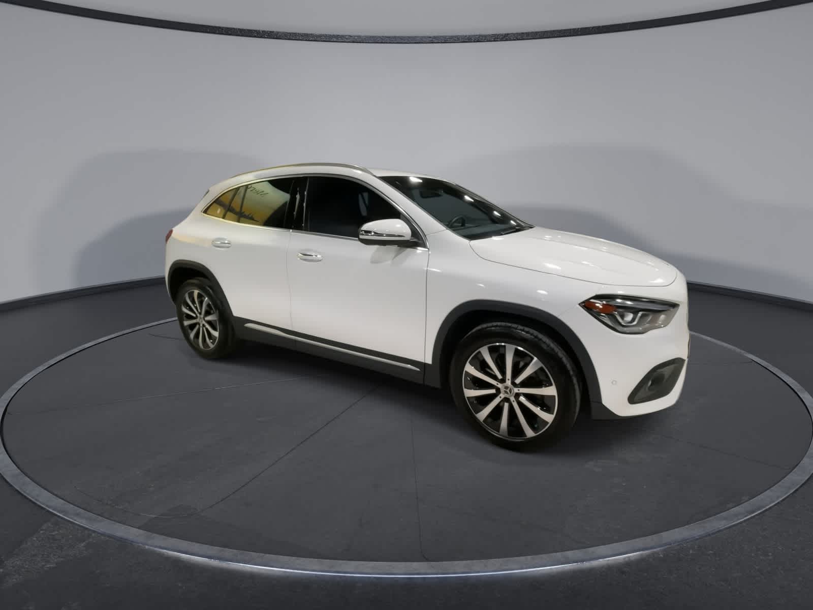 Thumbnail: 2023 Mercedes-Benz GLA - 2