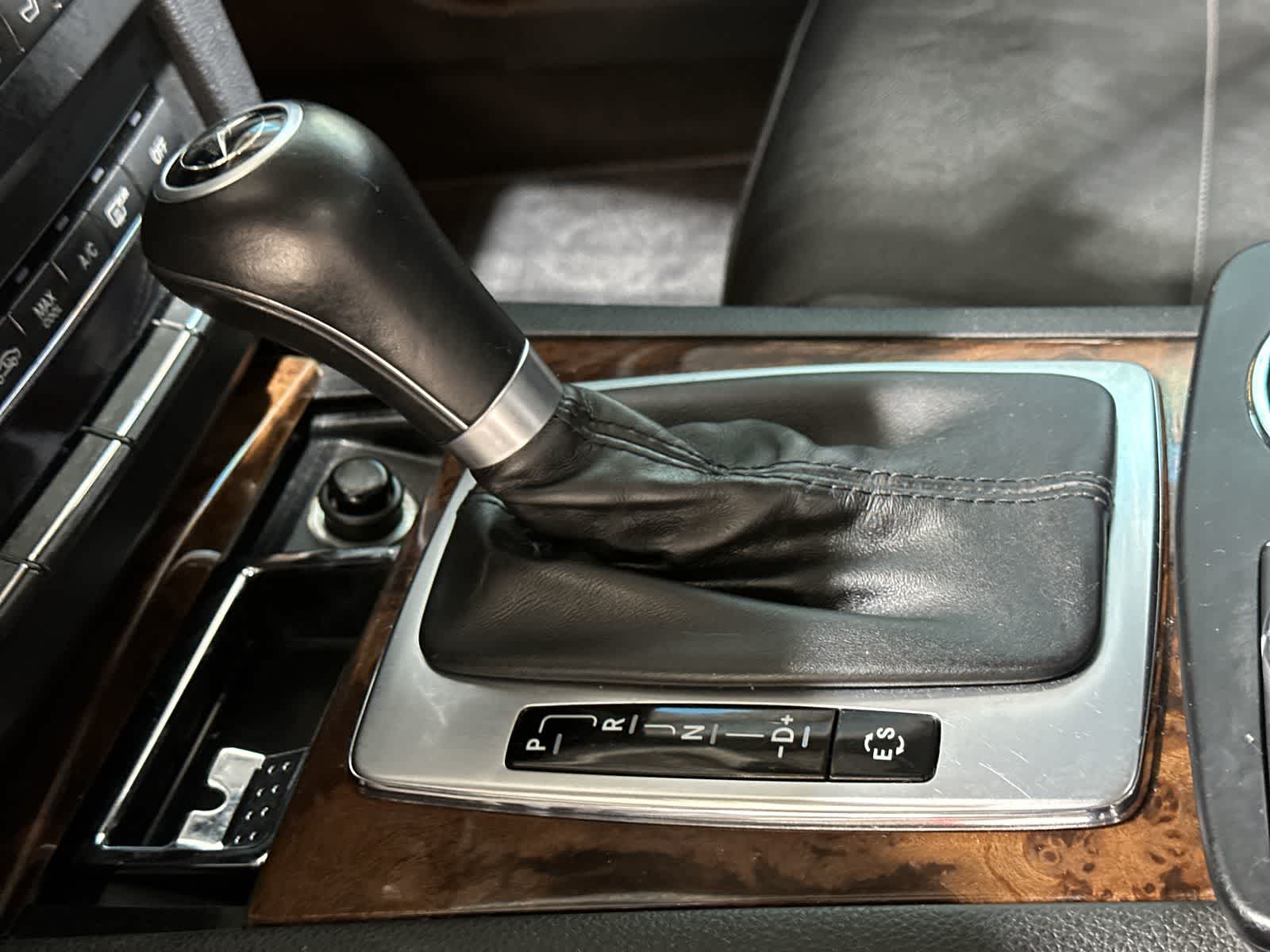 Thumbnail: 2013 Mercedes-Benz E-Class - 29