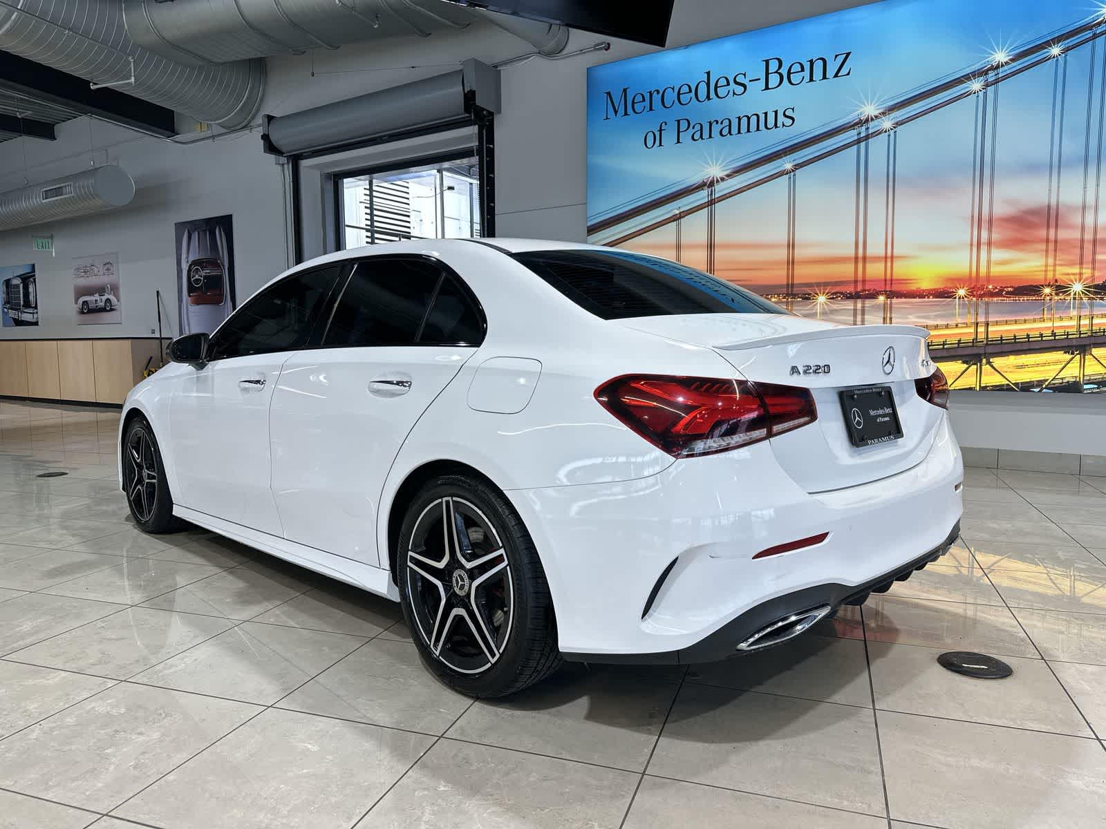Thumbnail: 2021 Mercedes-Benz A-Class - 16