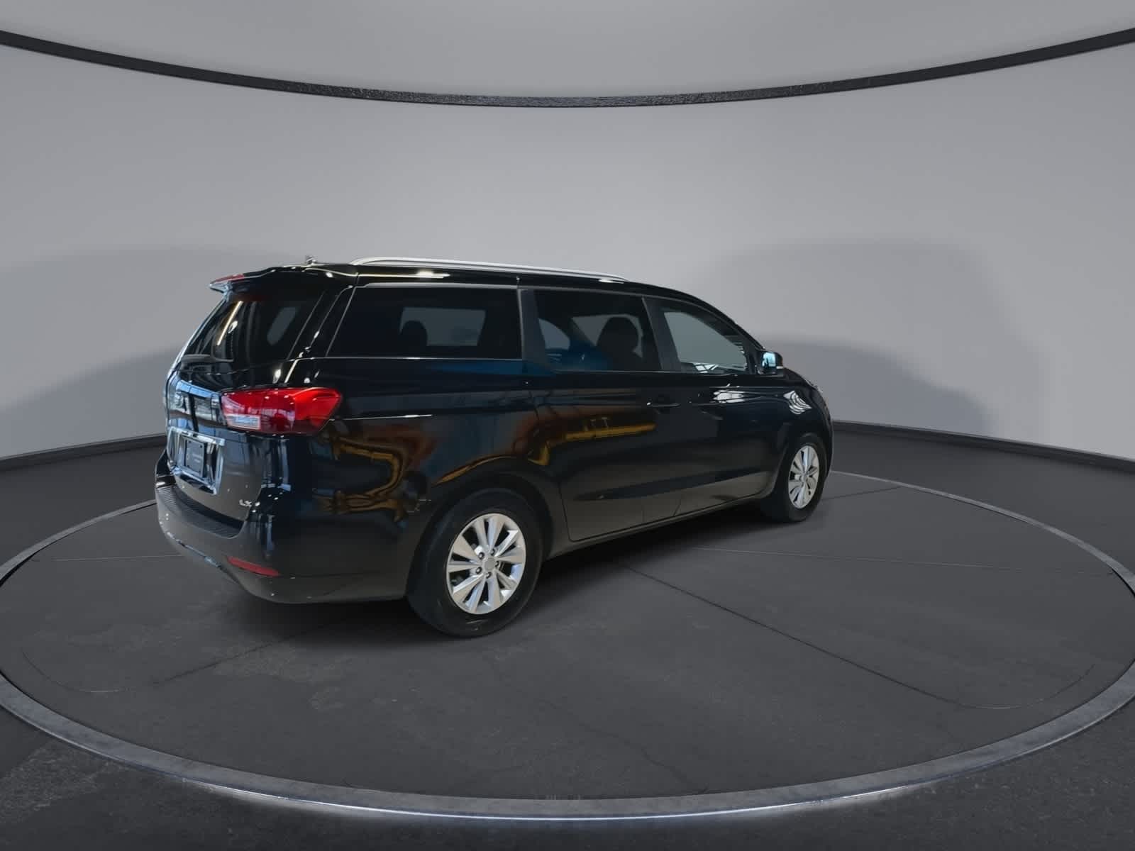 Thumbnail: 2015 Kia Sedona - 11