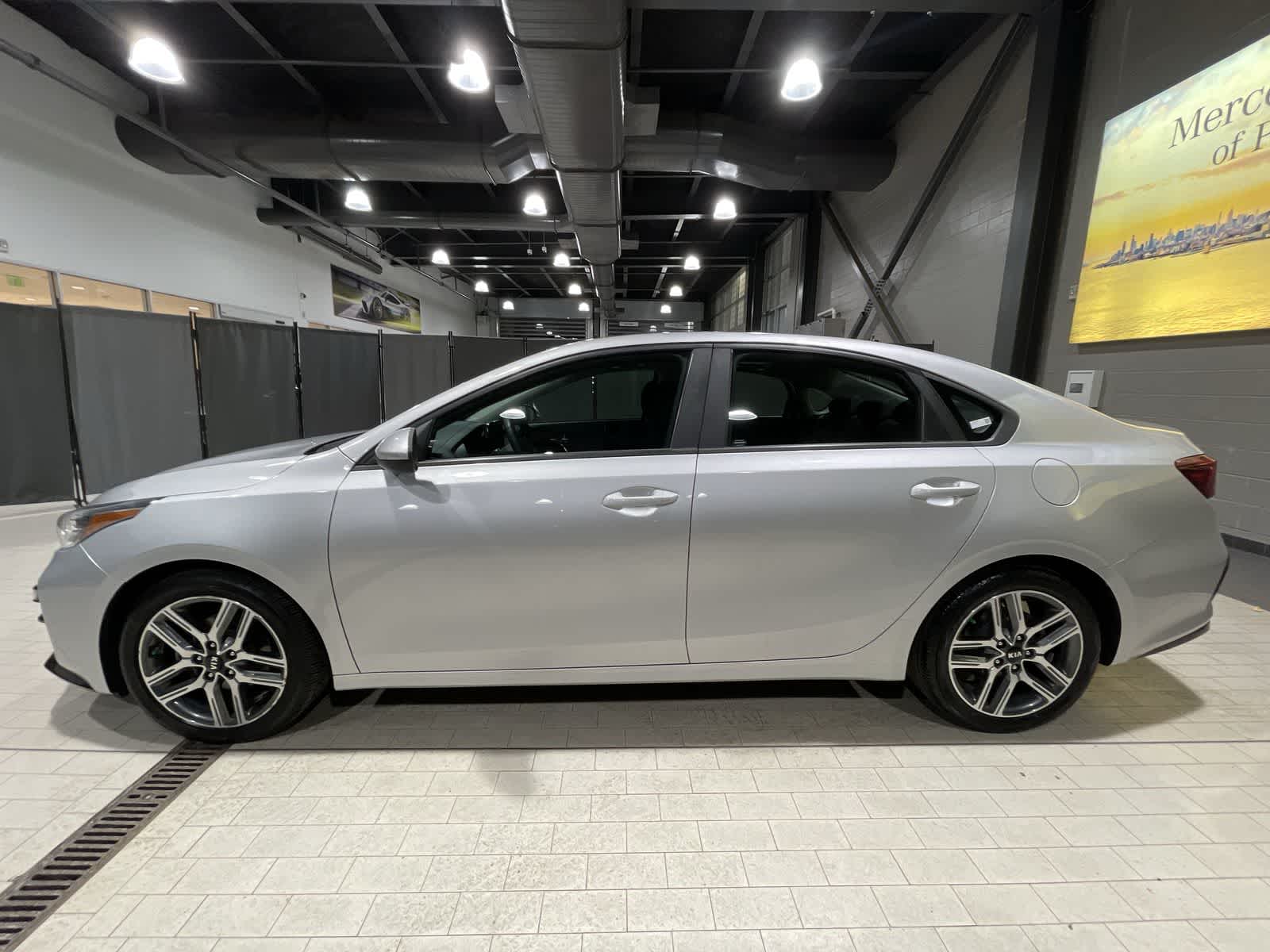 Thumbnail: 2019 Kia Forte - 15