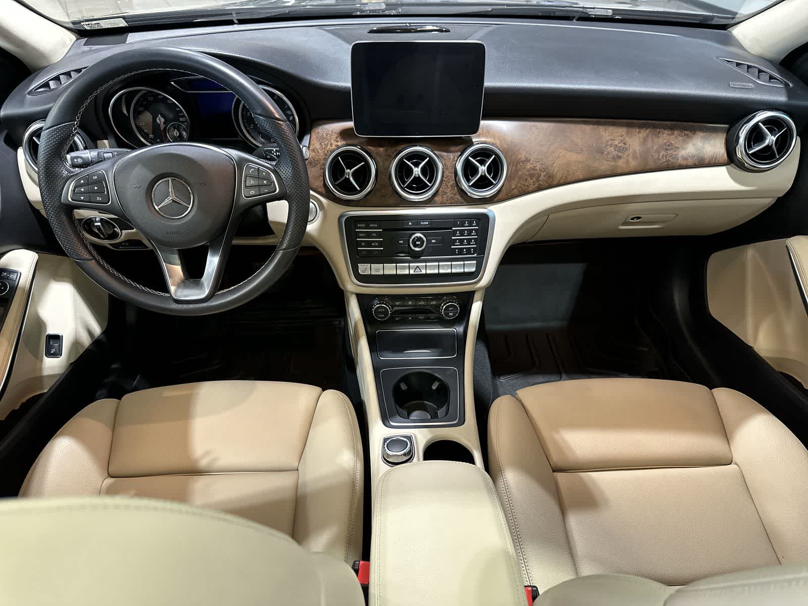 Thumbnail: 2019 Mercedes-Benz GLA - 22