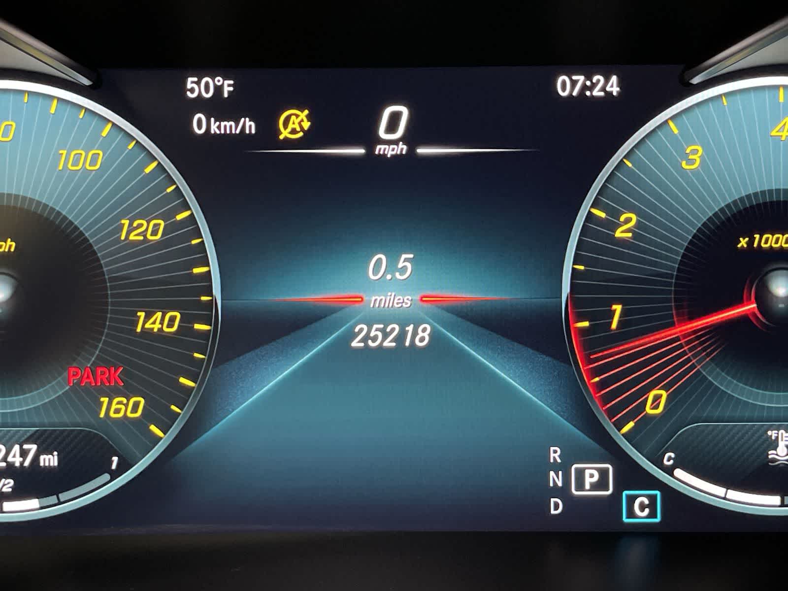 Thumbnail: 2021 Mercedes-Benz C-Class - 30