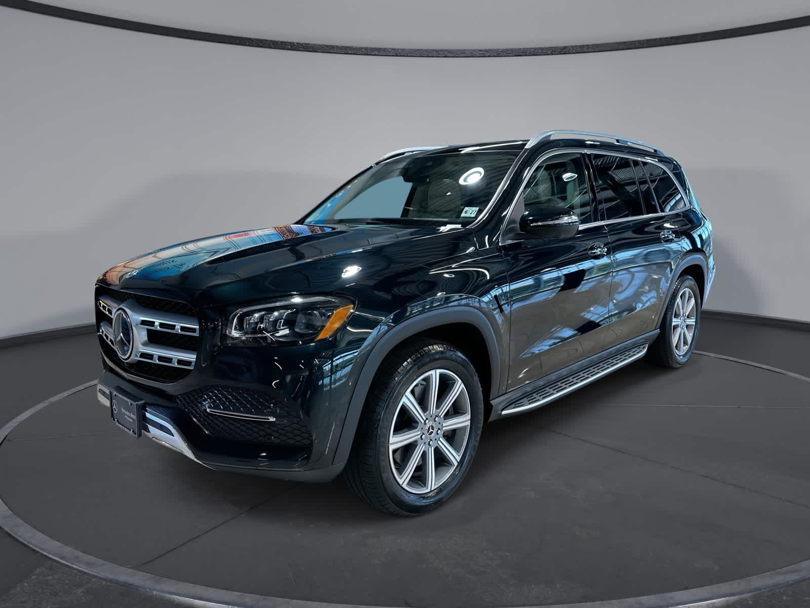 Thumbnail: 2022 Mercedes-Benz GLS - 1