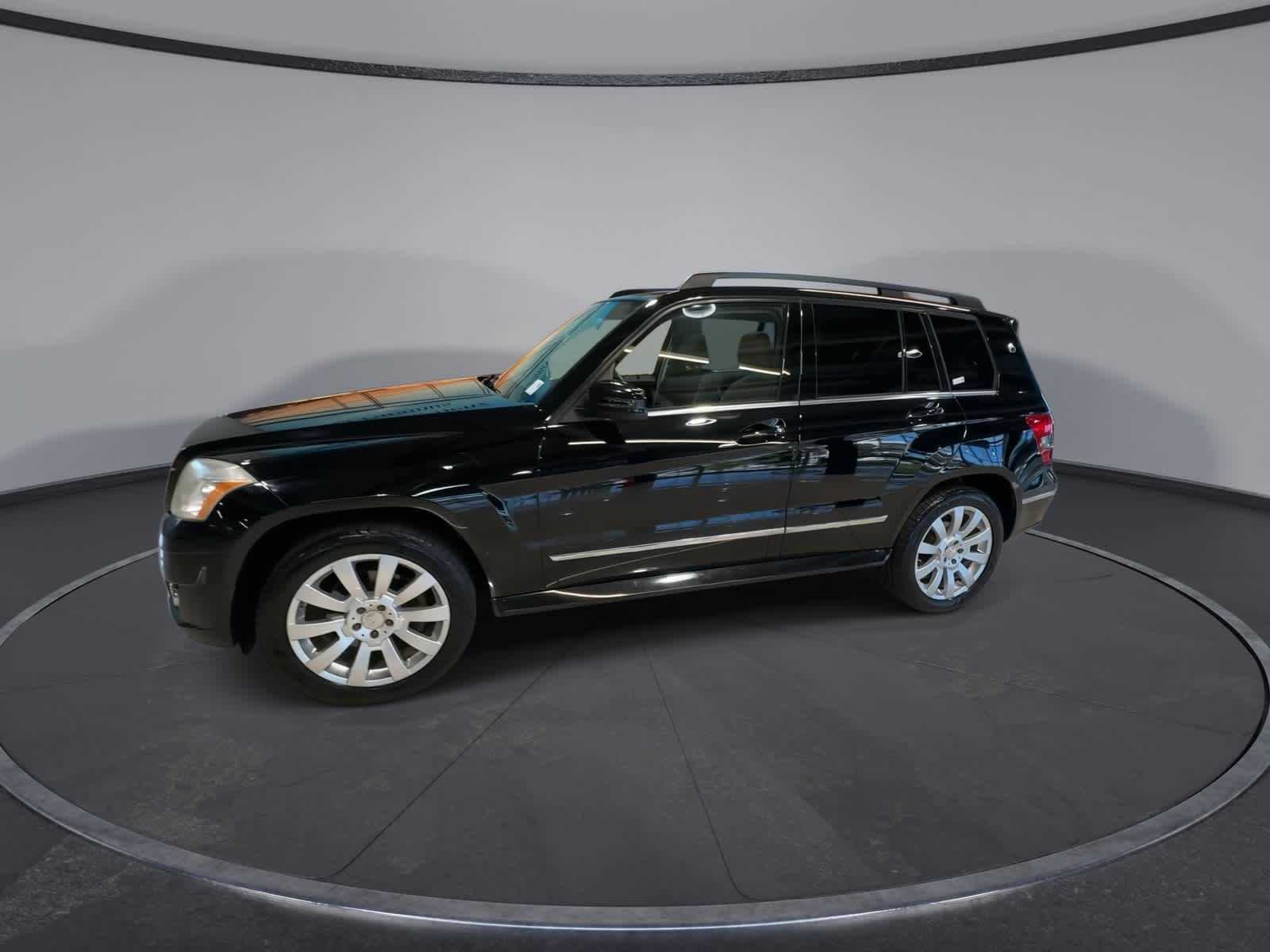Thumbnail: 2010 Mercedes-Benz GLK - 6
