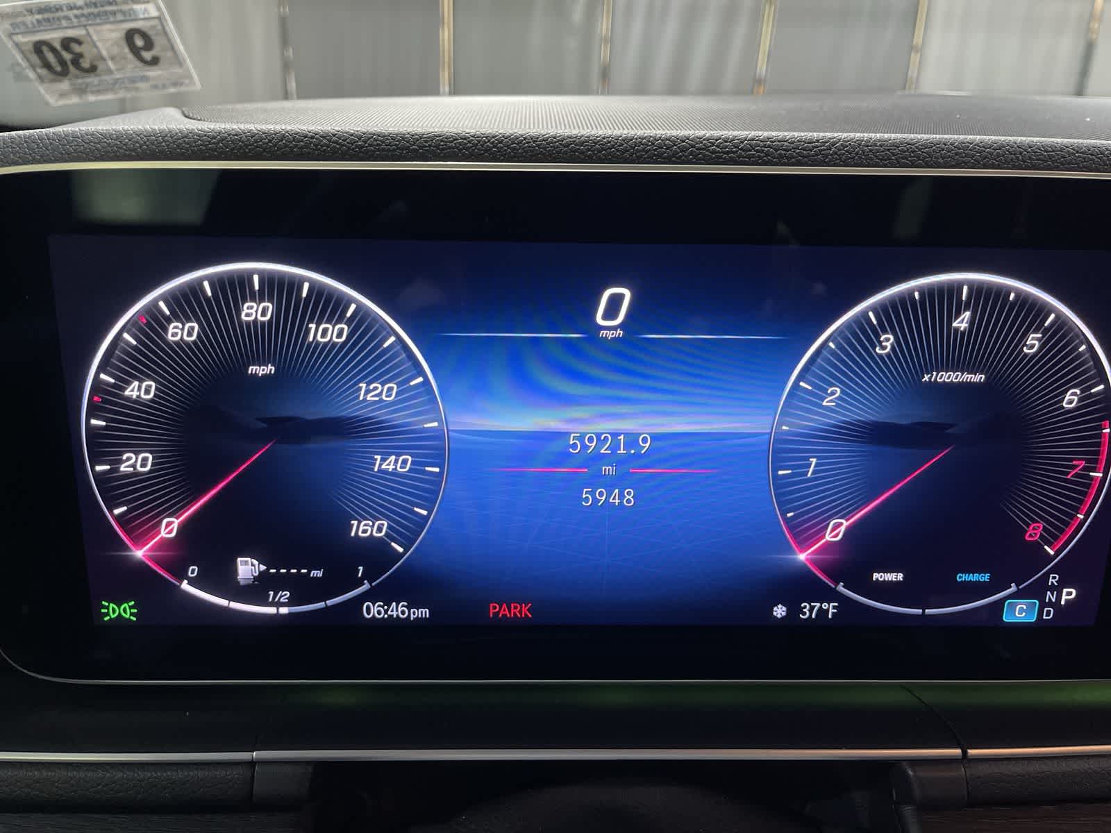 Thumbnail: 2025 Mercedes-Benz GLE - 30