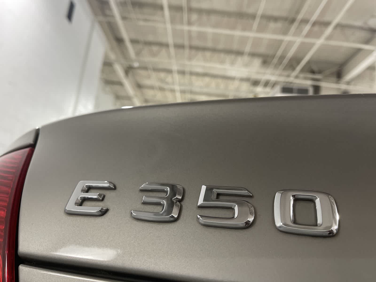 Thumbnail: 2006 Mercedes-Benz E-Class - 19