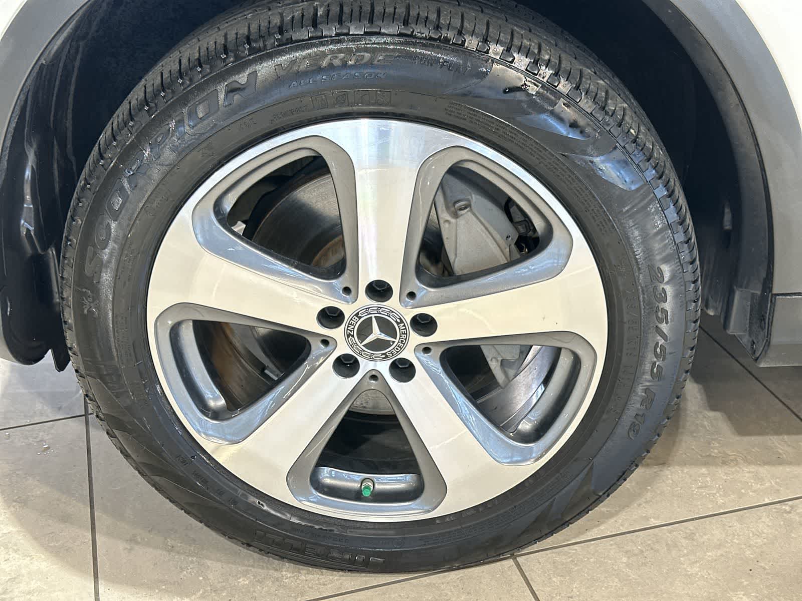 Thumbnail: 2022 Mercedes-Benz GLC - 20