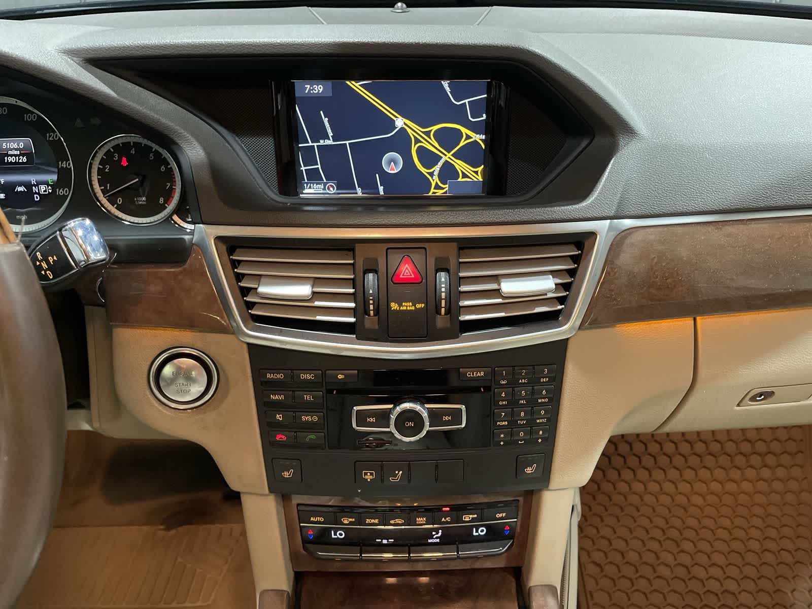 Thumbnail: 2013 Mercedes-Benz E-Class - 28
