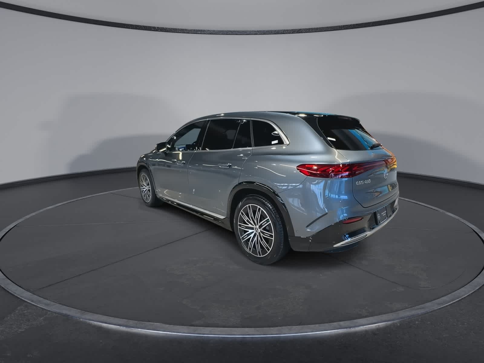 Thumbnail: 2023 Mercedes-Benz EQS - 9