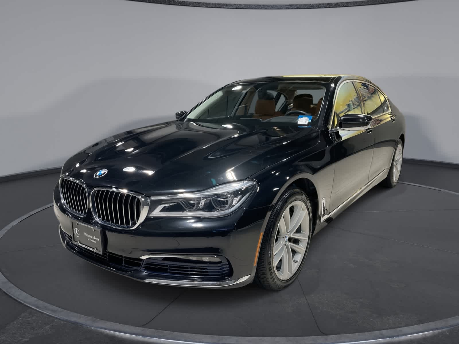 Thumbnail: 2016 BMW 7 Series - 1
