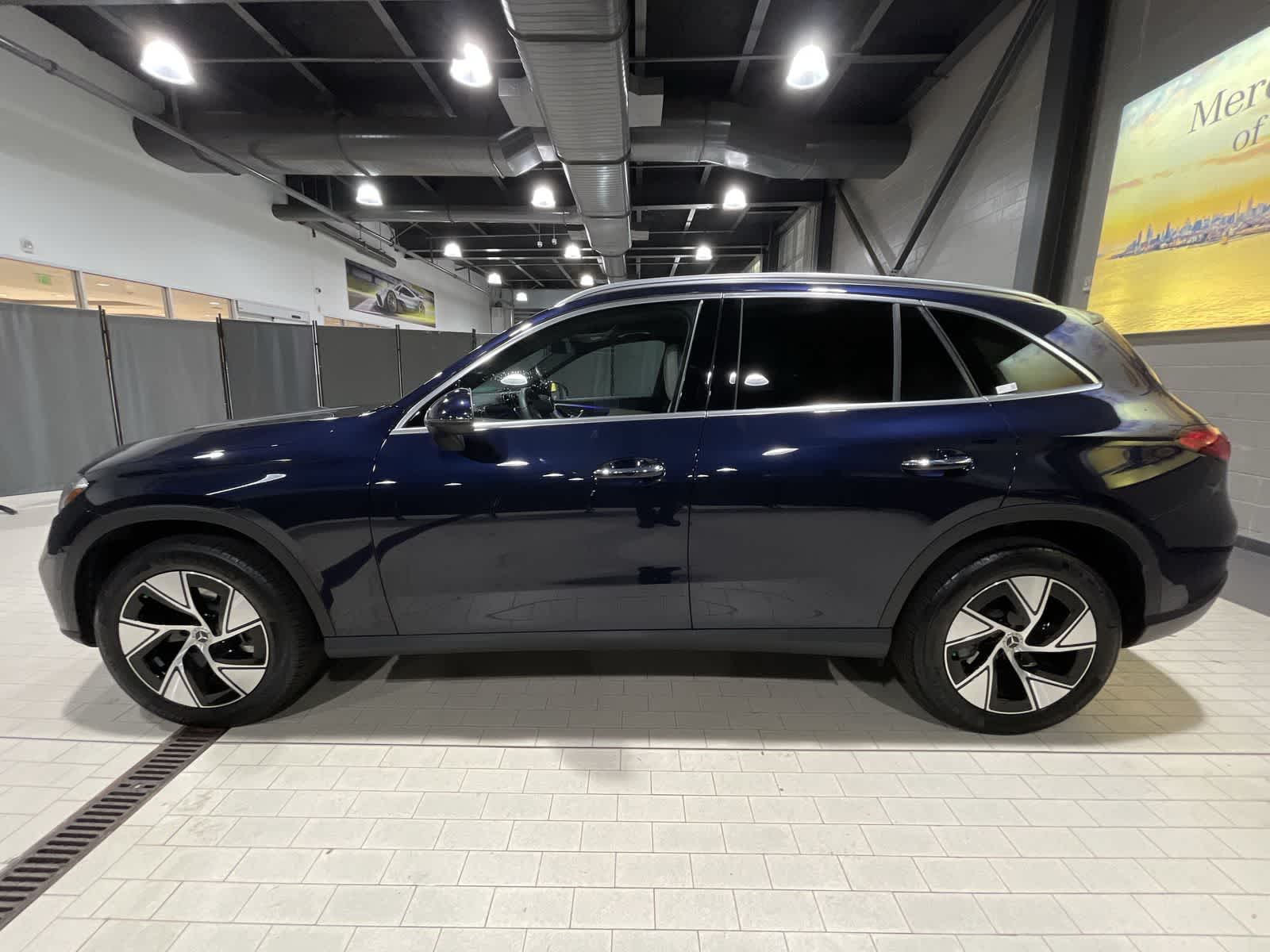 Thumbnail: 2024 Mercedes-Benz GLC - 15