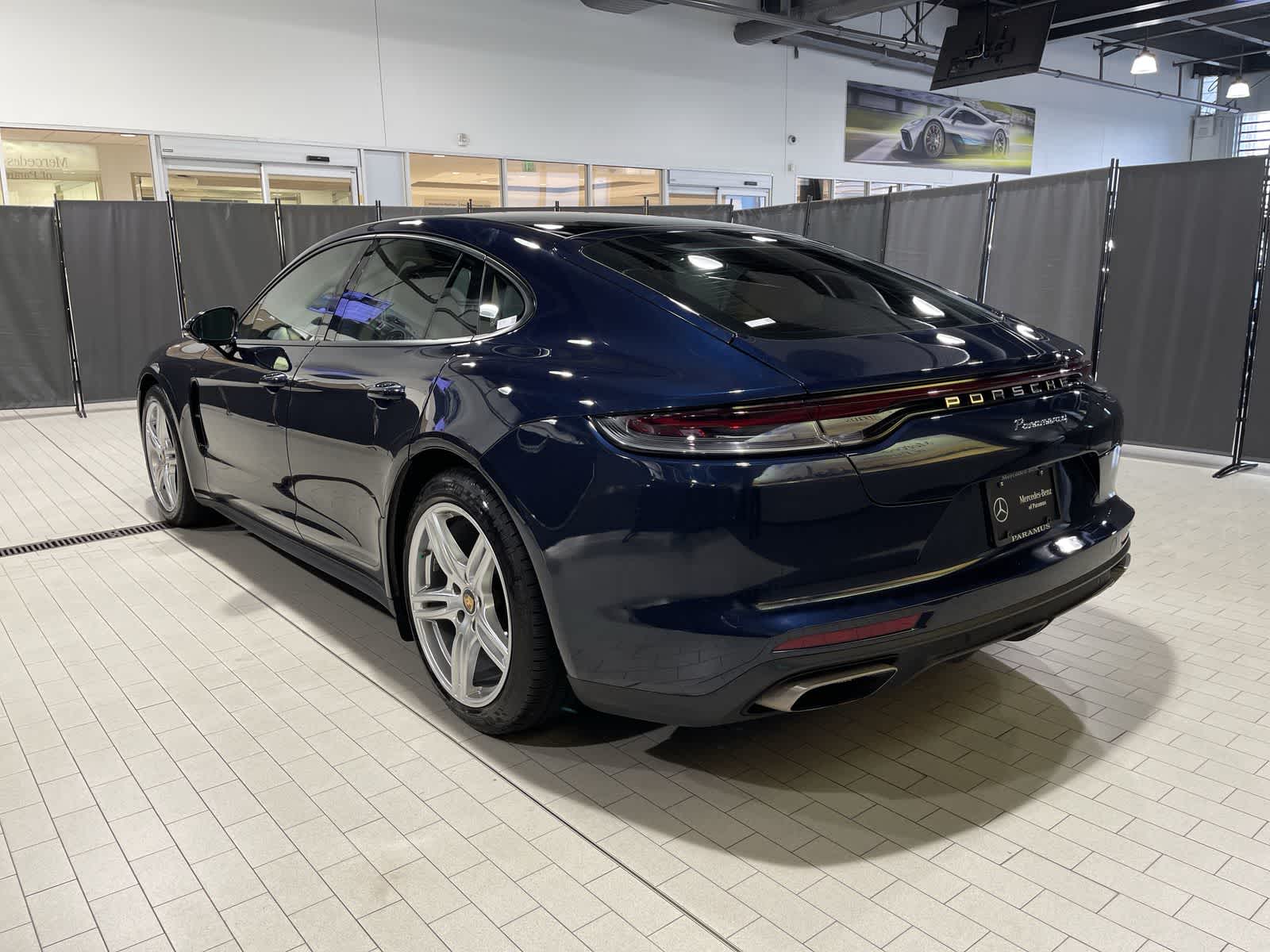 Thumbnail: 2022 Porsche Panamera - 16