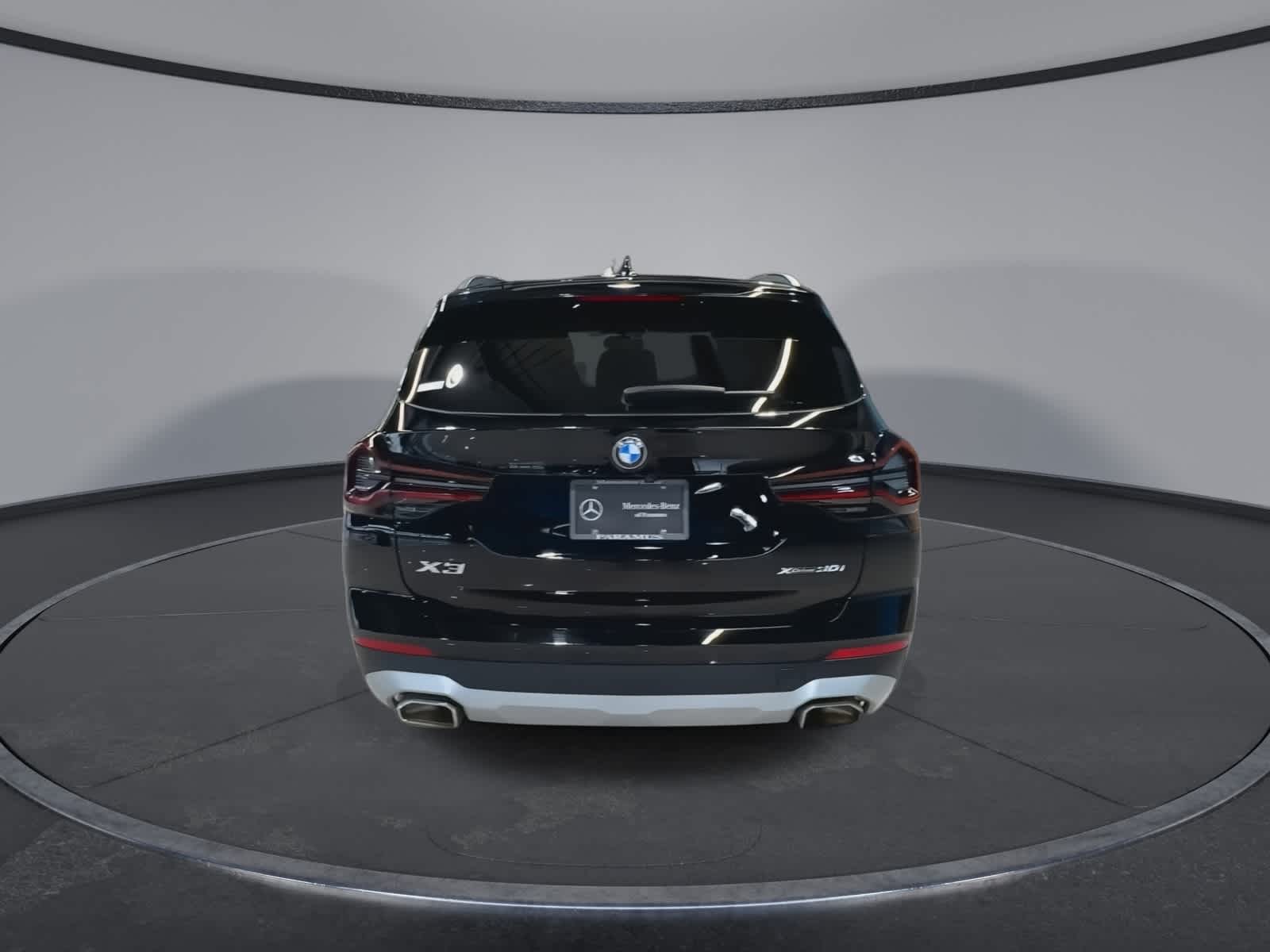 Thumbnail: 2023 BMW X3 - 10