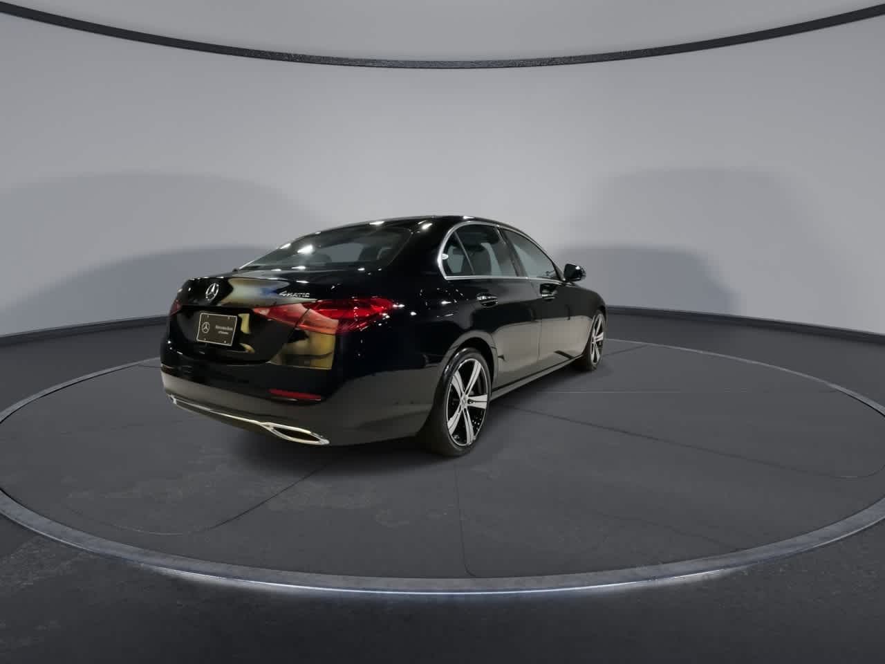 Thumbnail: 2025 Mercedes-Benz C-Class - 10