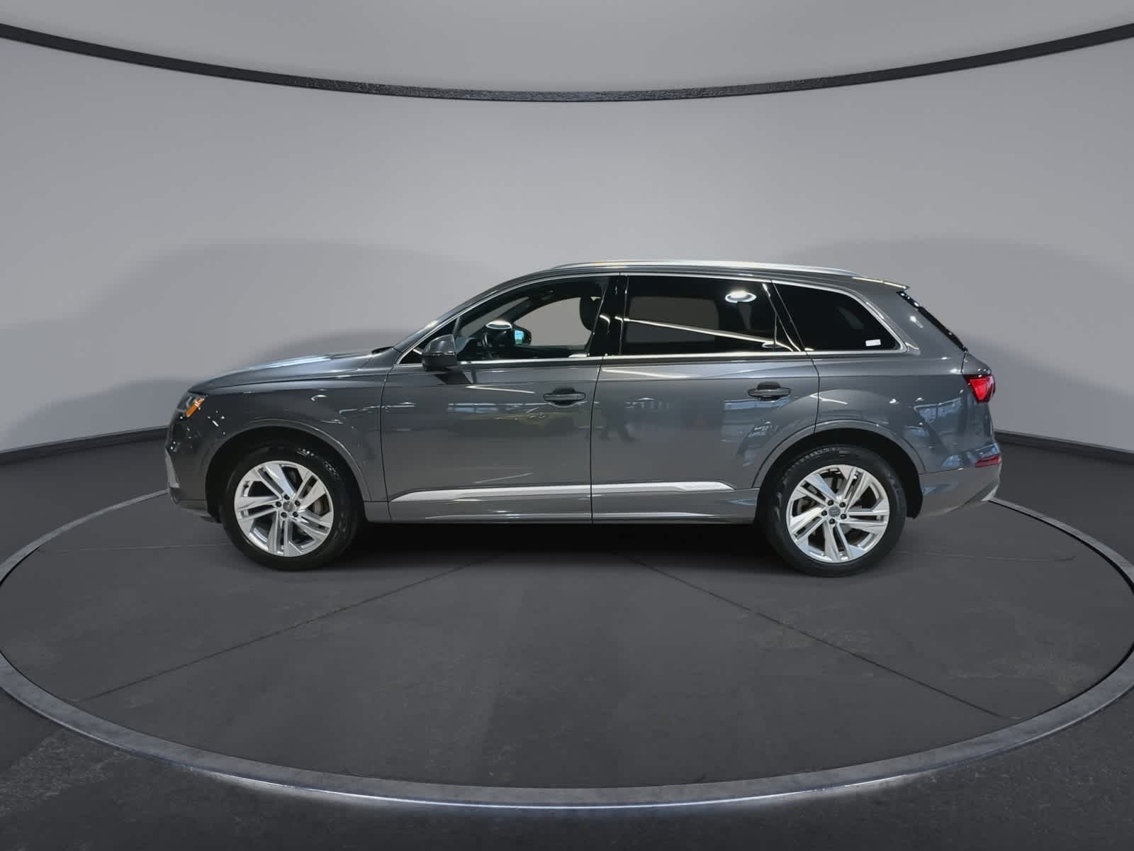 Thumbnail: 2020 Audi Q7 - 7