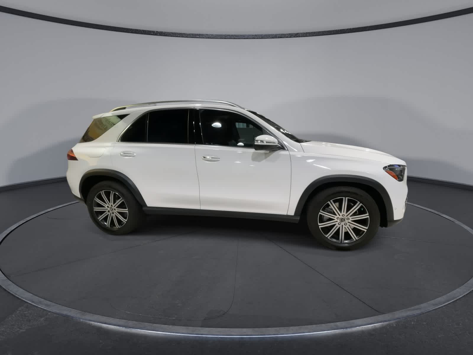 Thumbnail: 2025 Mercedes-Benz GLE - 12