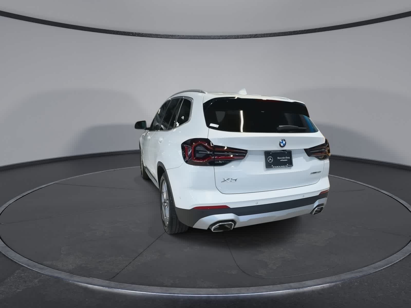 Thumbnail: 2024 BMW X3 - 9