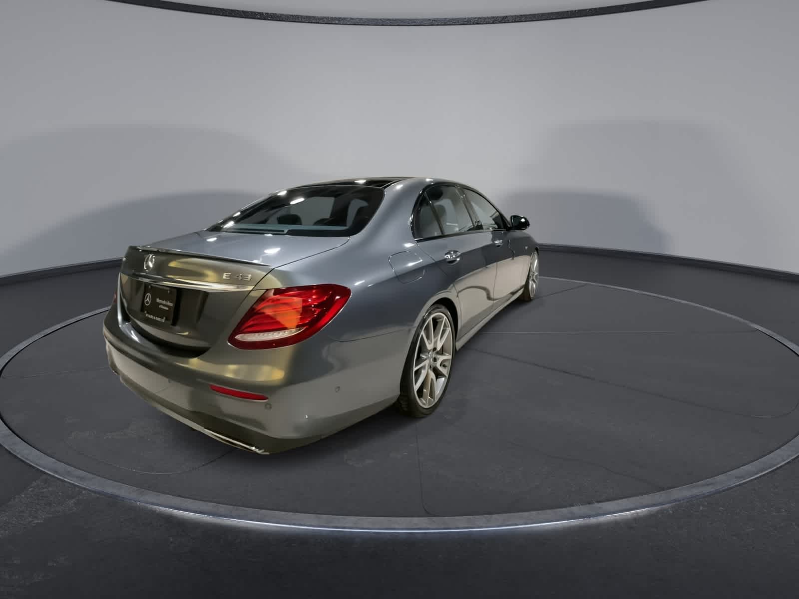 Thumbnail: 2018 Mercedes-Benz E-Class - 11