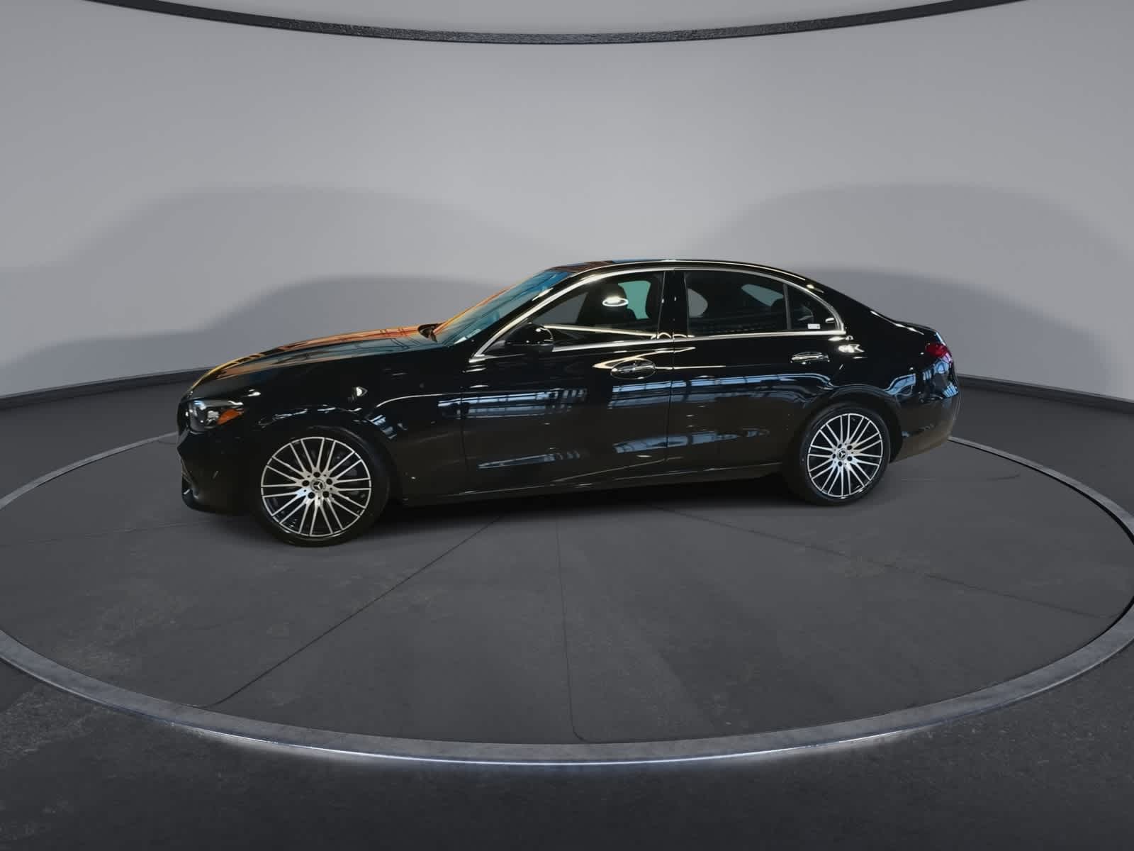 Thumbnail: 2023 Mercedes-Benz C-Class - 6