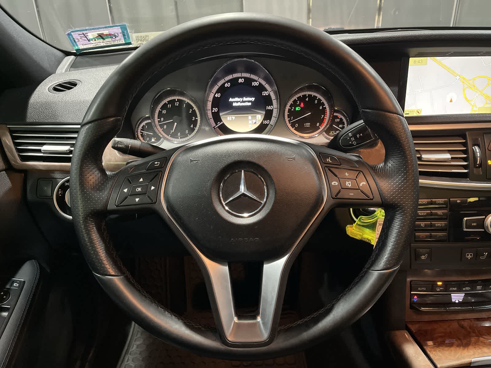 Thumbnail: 2012 Mercedes-Benz E-Class - 27