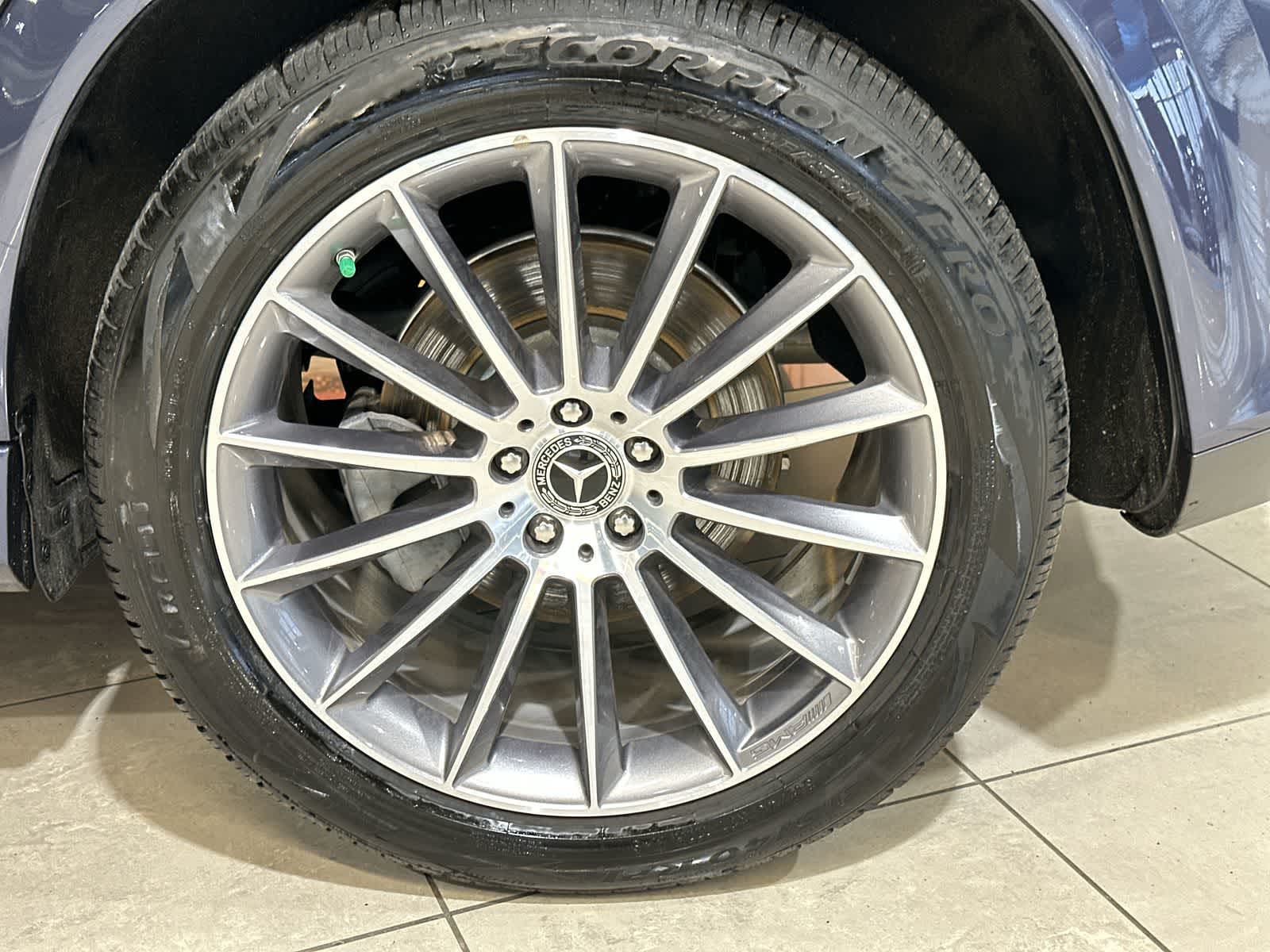 Thumbnail: 2025 Mercedes-Benz GLE - 20