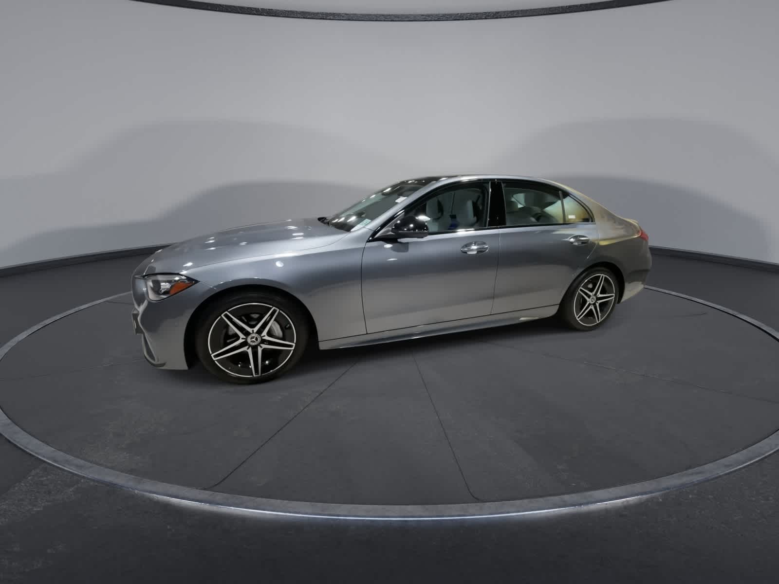 Thumbnail: 2025 Mercedes-Benz C-Class - 6