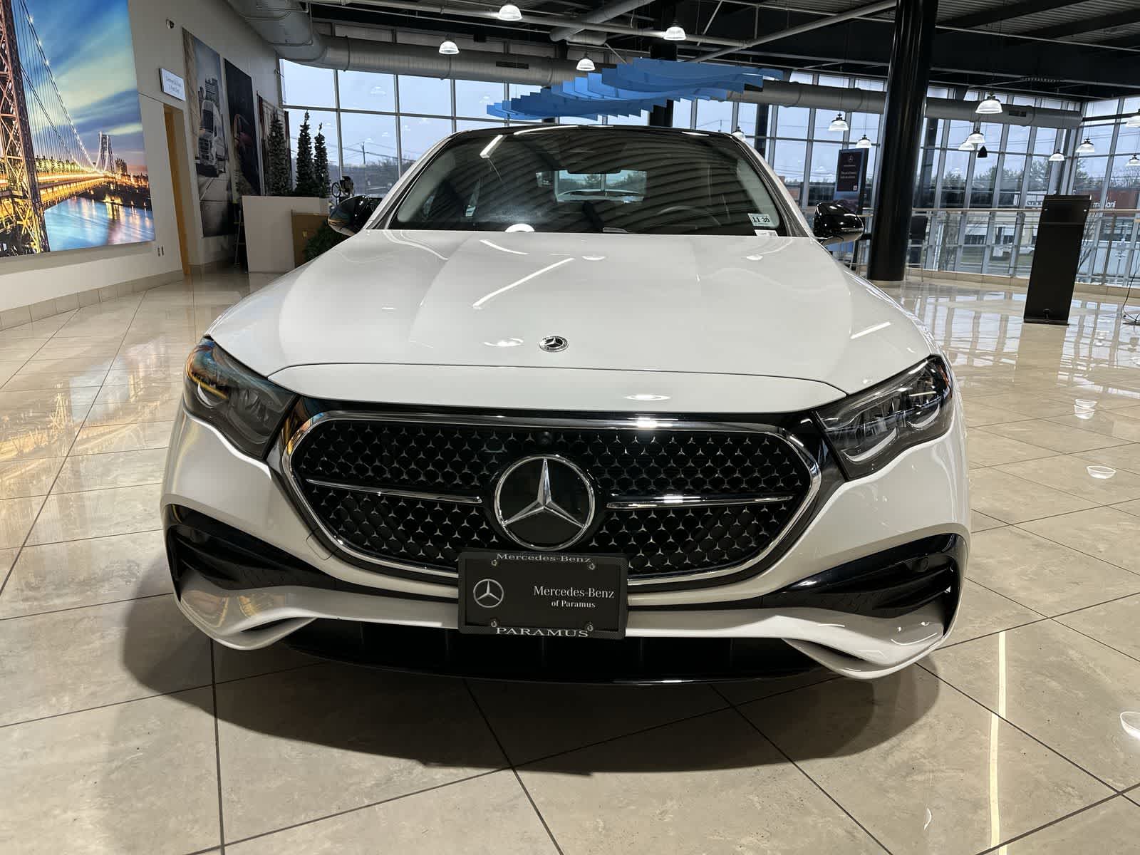 Thumbnail: 2025 Mercedes-Benz E-Class - 18