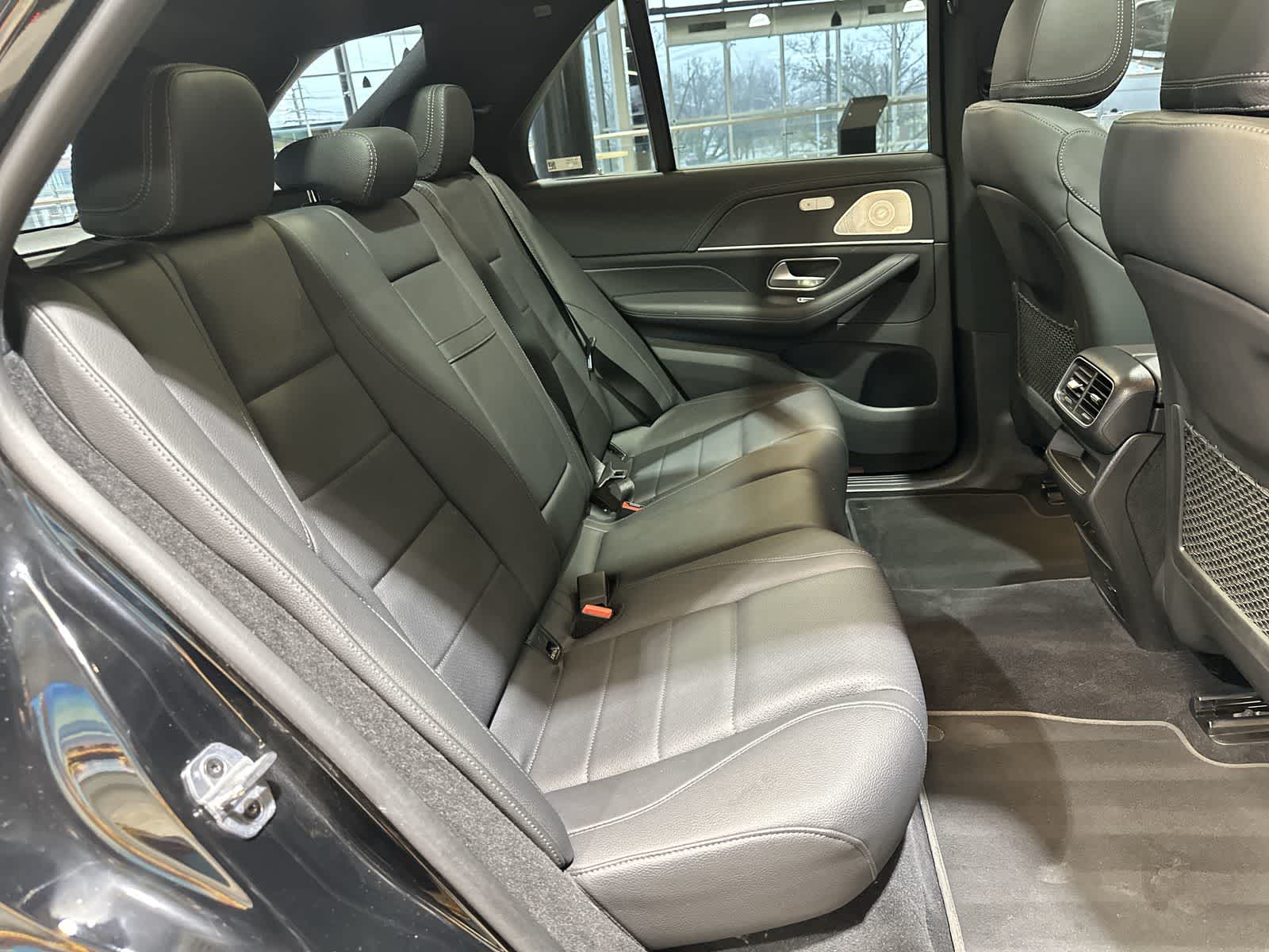 Thumbnail: 2023 Mercedes-Benz GLE - 25