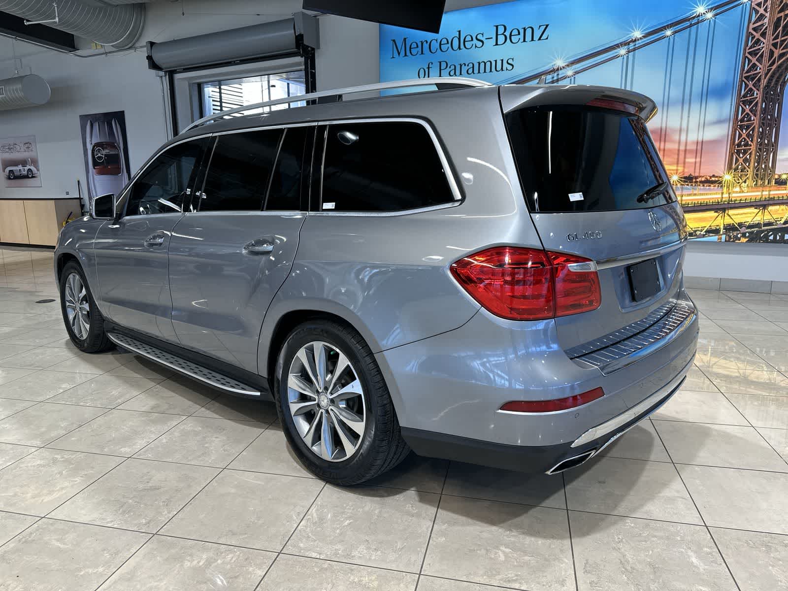 Thumbnail: 2016 Mercedes-Benz GL-Class - 16
