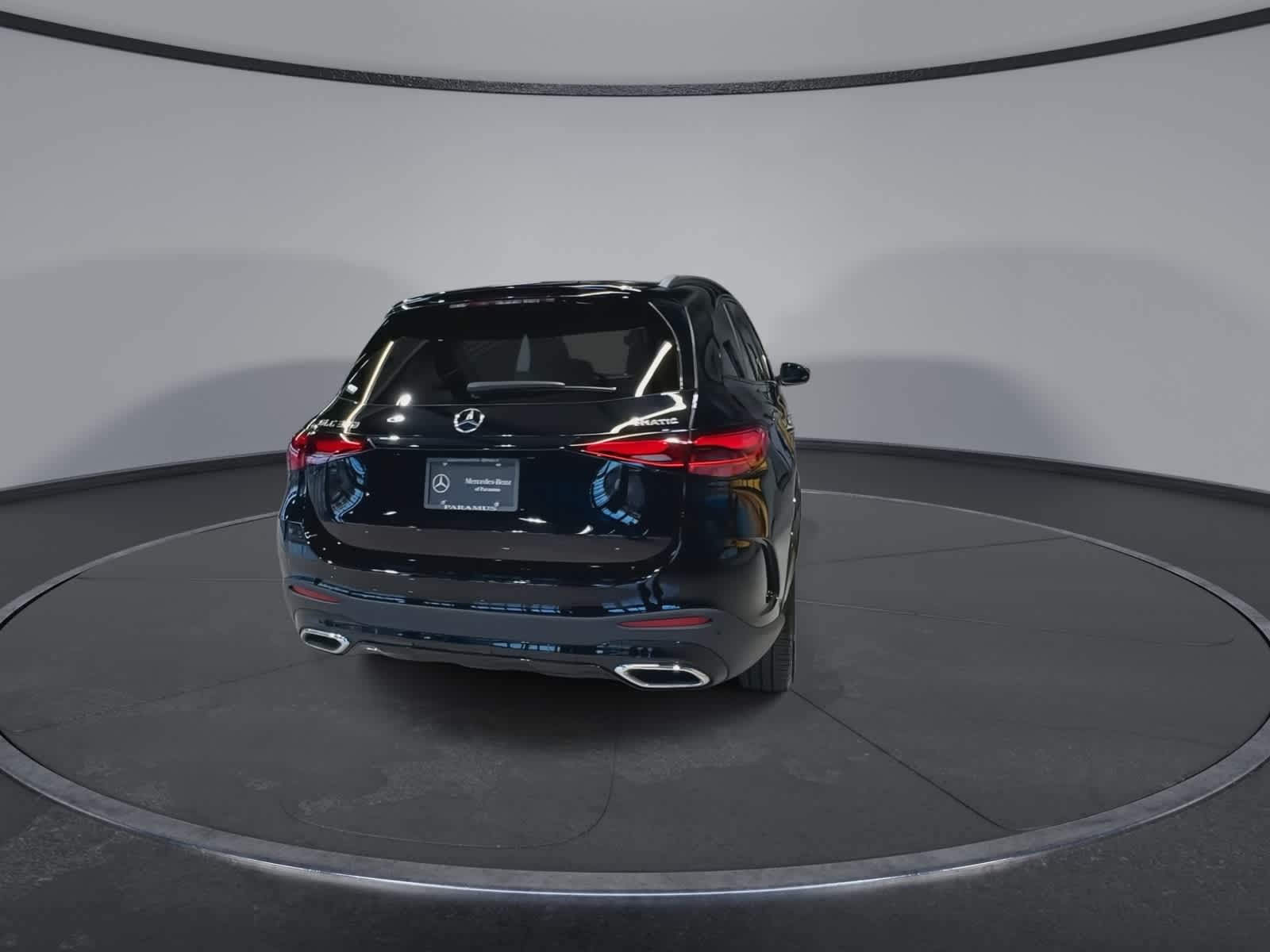 Thumbnail: 2025 Mercedes-Benz GLC - 10