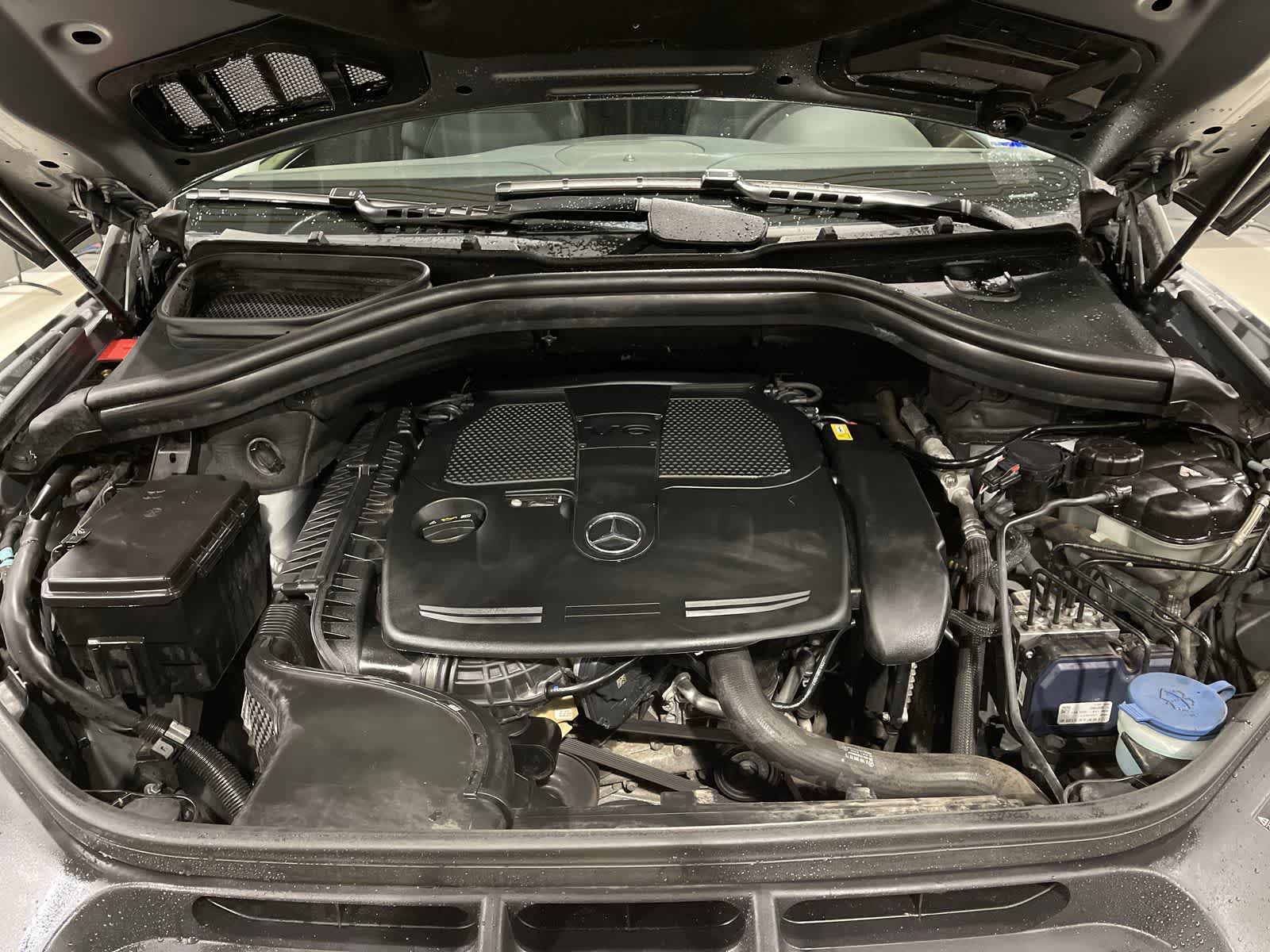 Thumbnail: 2013 Mercedes-Benz M-Class - 21