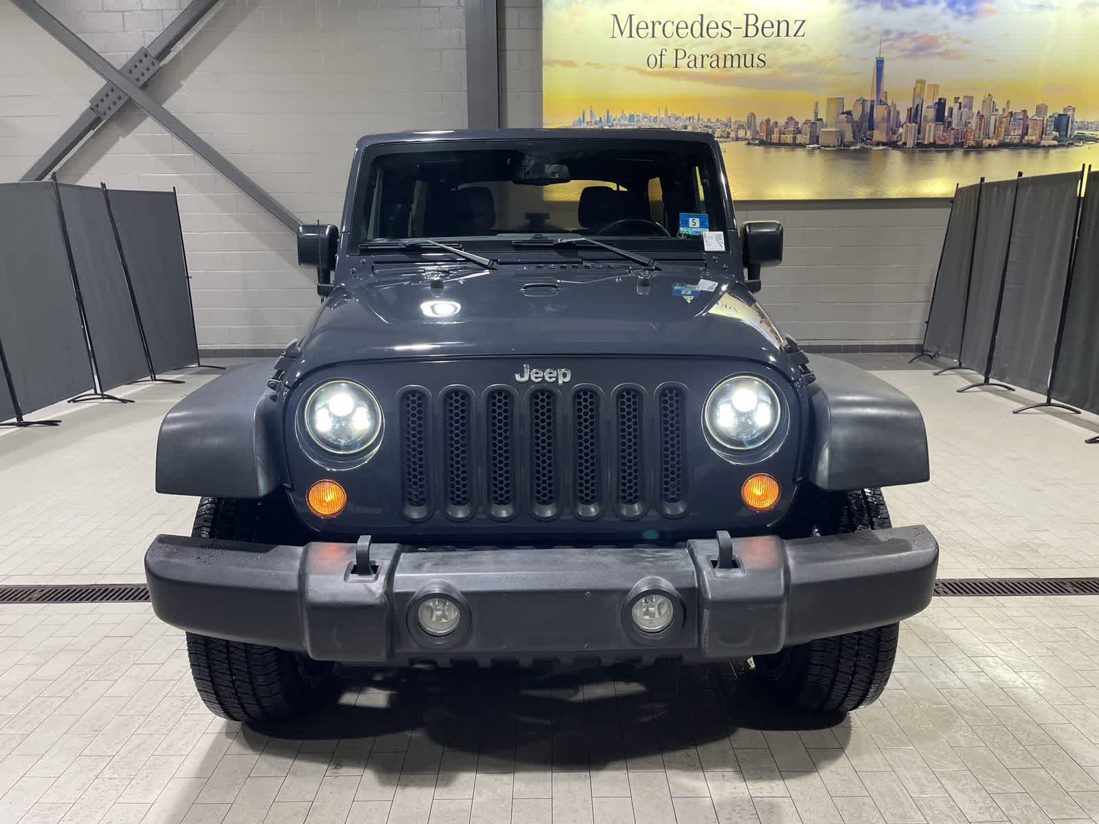 Thumbnail: 2016 Jeep Wrangler - 18