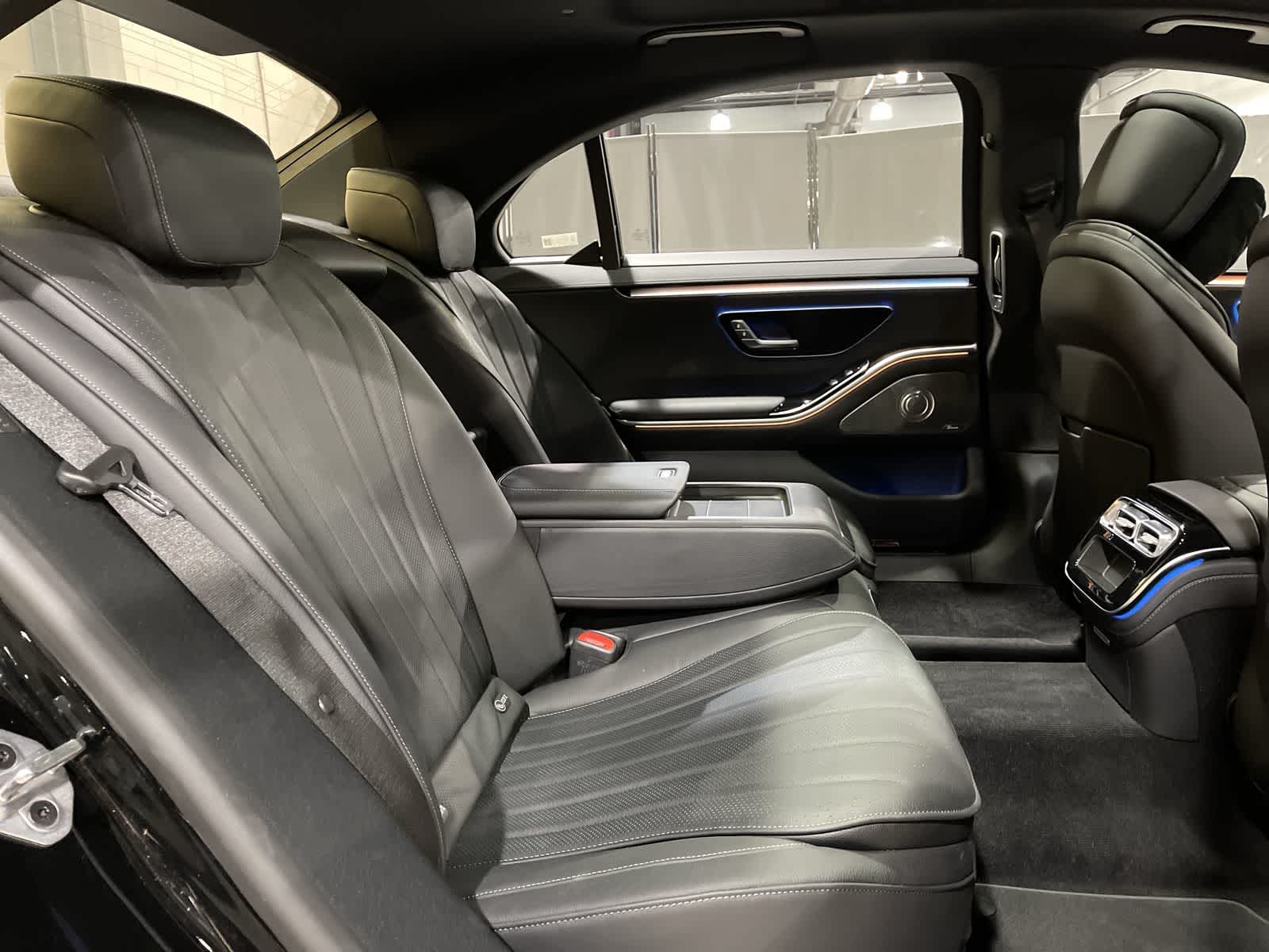 Thumbnail: 2023 Mercedes-Benz S-Class - 25