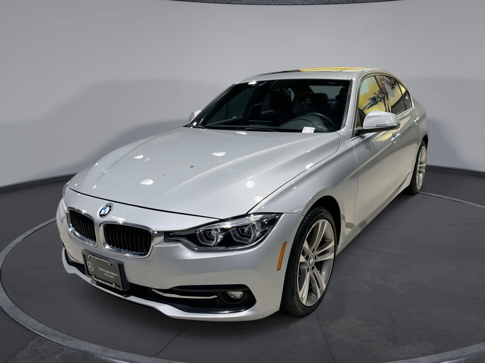 2018 BMW 3 Series 330i xDrive -
                  Paramus, NJ