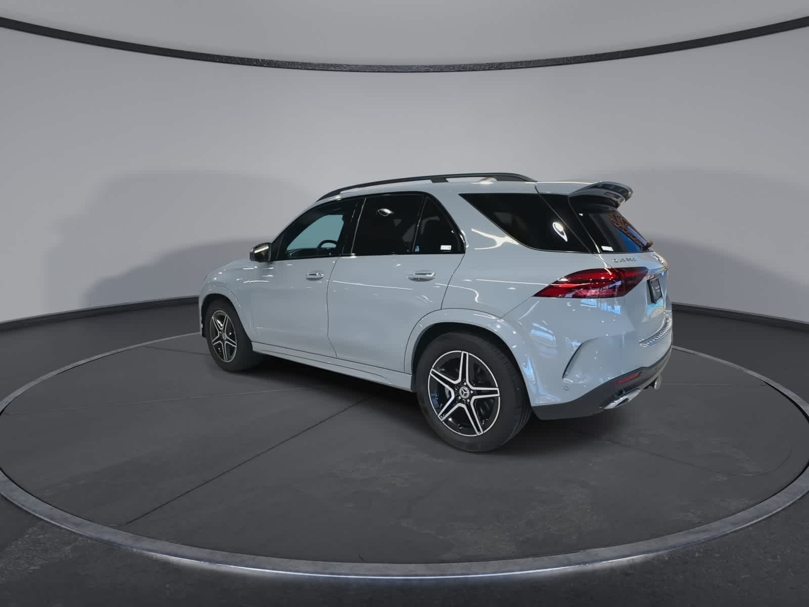 Thumbnail: 2025 Mercedes-Benz GLE - 8