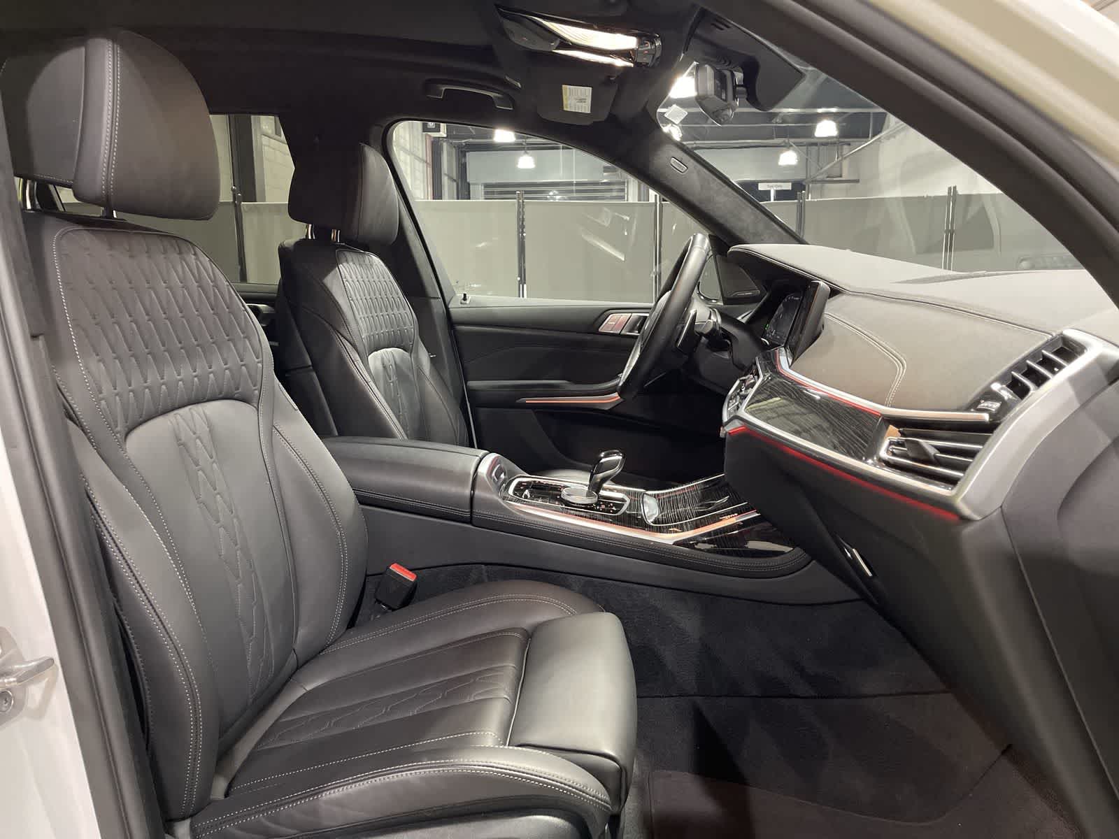 Thumbnail: 2022 BMW X7 - 26