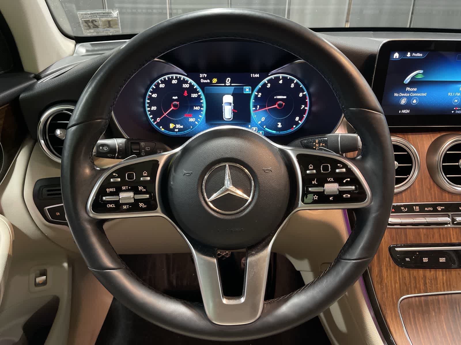 Thumbnail: 2022 Mercedes-Benz GLC - 27