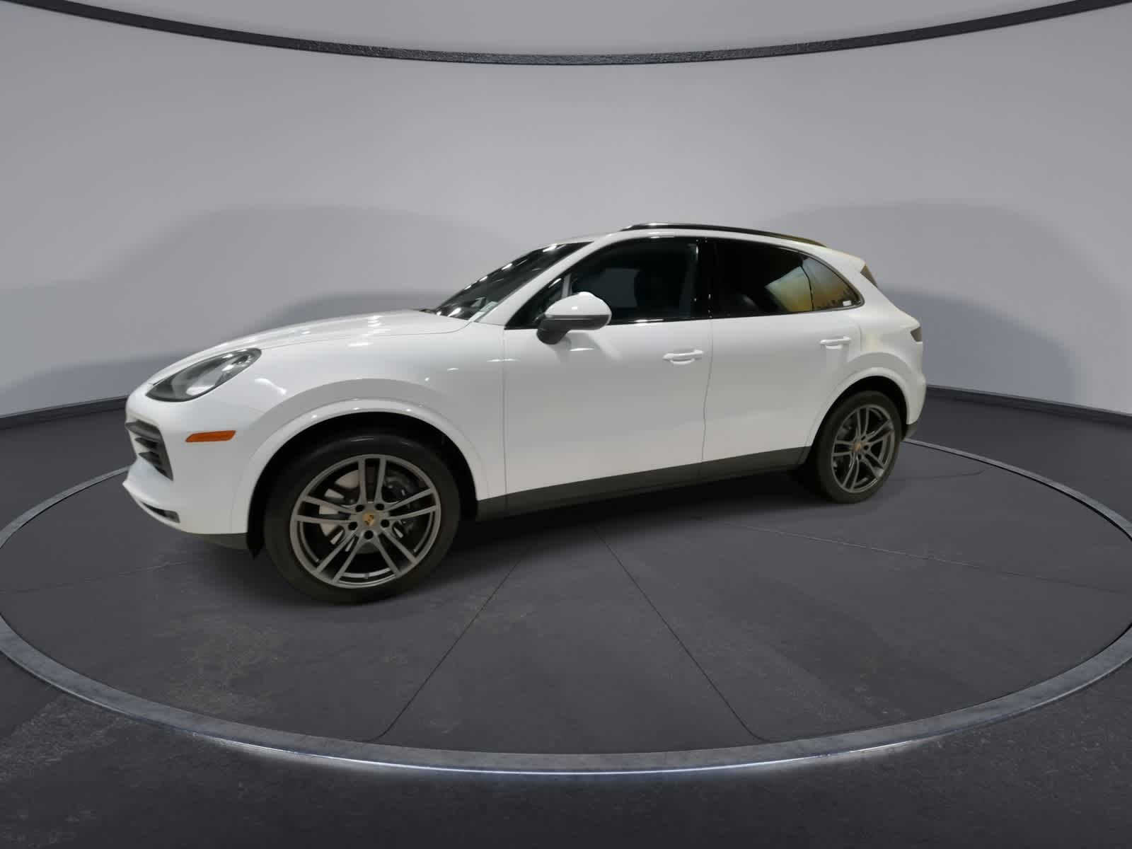 Thumbnail: 2023 Porsche Cayenne - 6